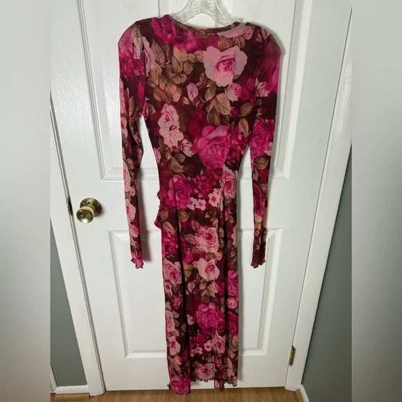long sleeve pleated maxi dress Wholesale MOQ6 Pleated Long Sleeve Surplice Maxi Dress
